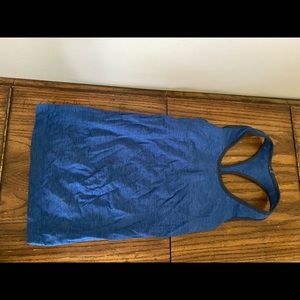 Lululemon workout top